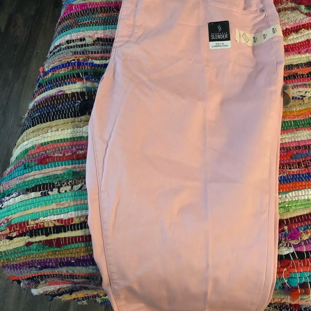 Capri pants - Picture 2 of 4